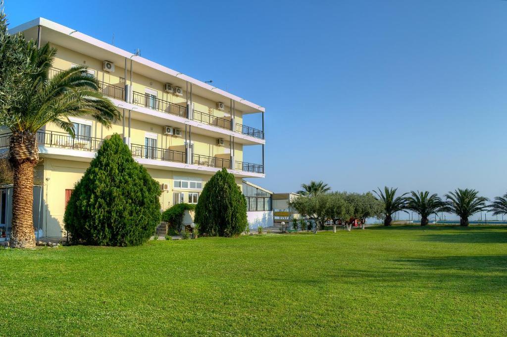 Kopsis Beach Hotel Pefkochori Ngoại thất bức ảnh