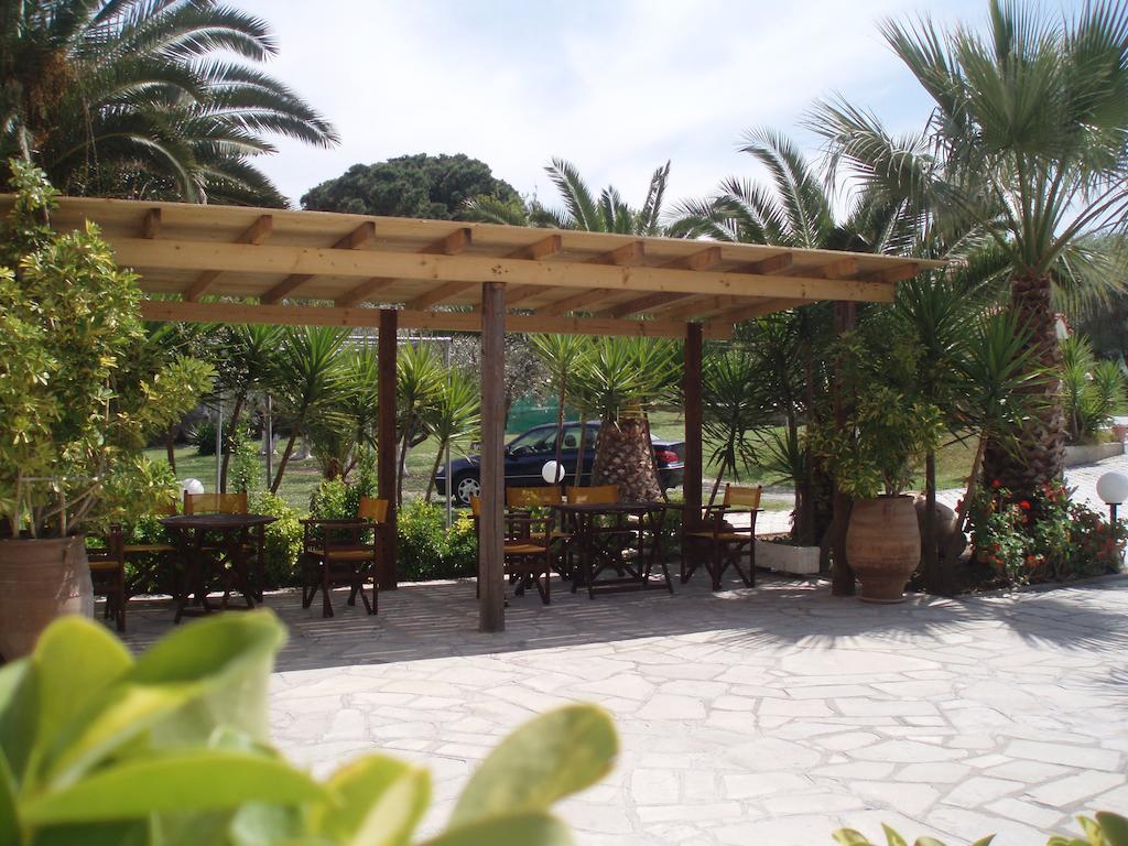 Kopsis Beach Hotel Pefkochori Ngoại thất bức ảnh